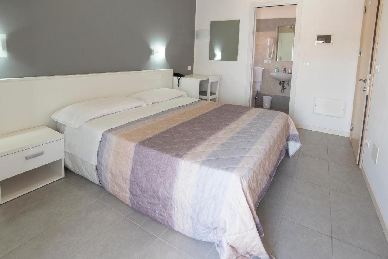 Hotel Atene 利多迪迪耶索洛 外观 照片