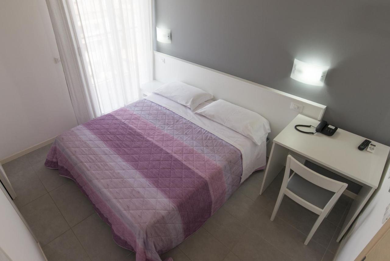 Hotel Atene 利多迪迪耶索洛 外观 照片