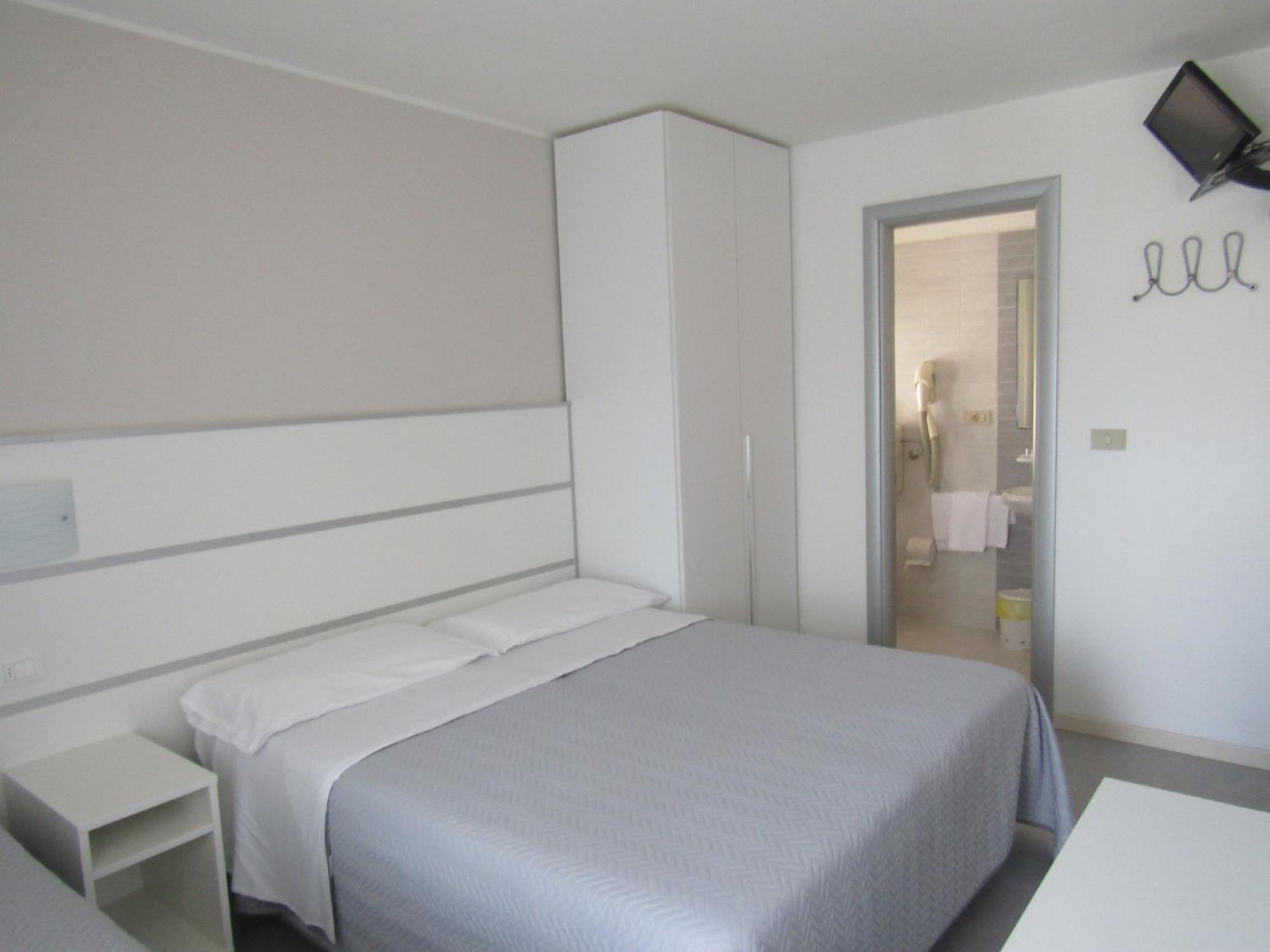 Hotel Atene 利多迪迪耶索洛 外观 照片