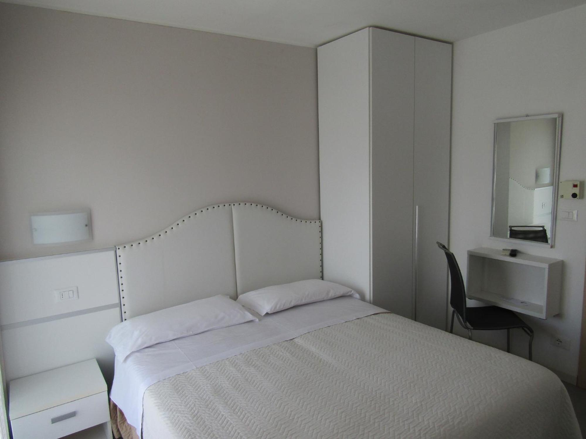 Hotel Atene 利多迪迪耶索洛 外观 照片