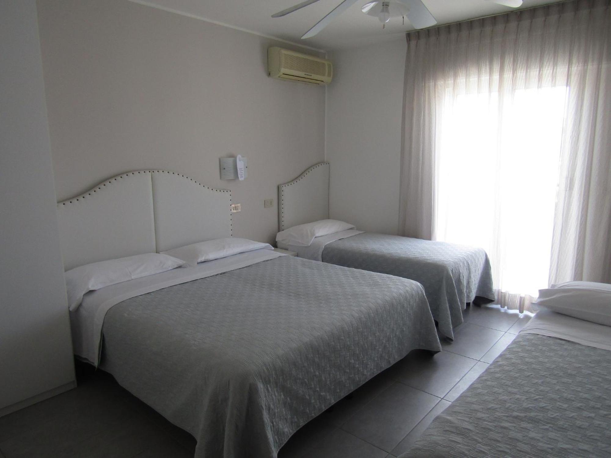 Hotel Atene 利多迪迪耶索洛 外观 照片